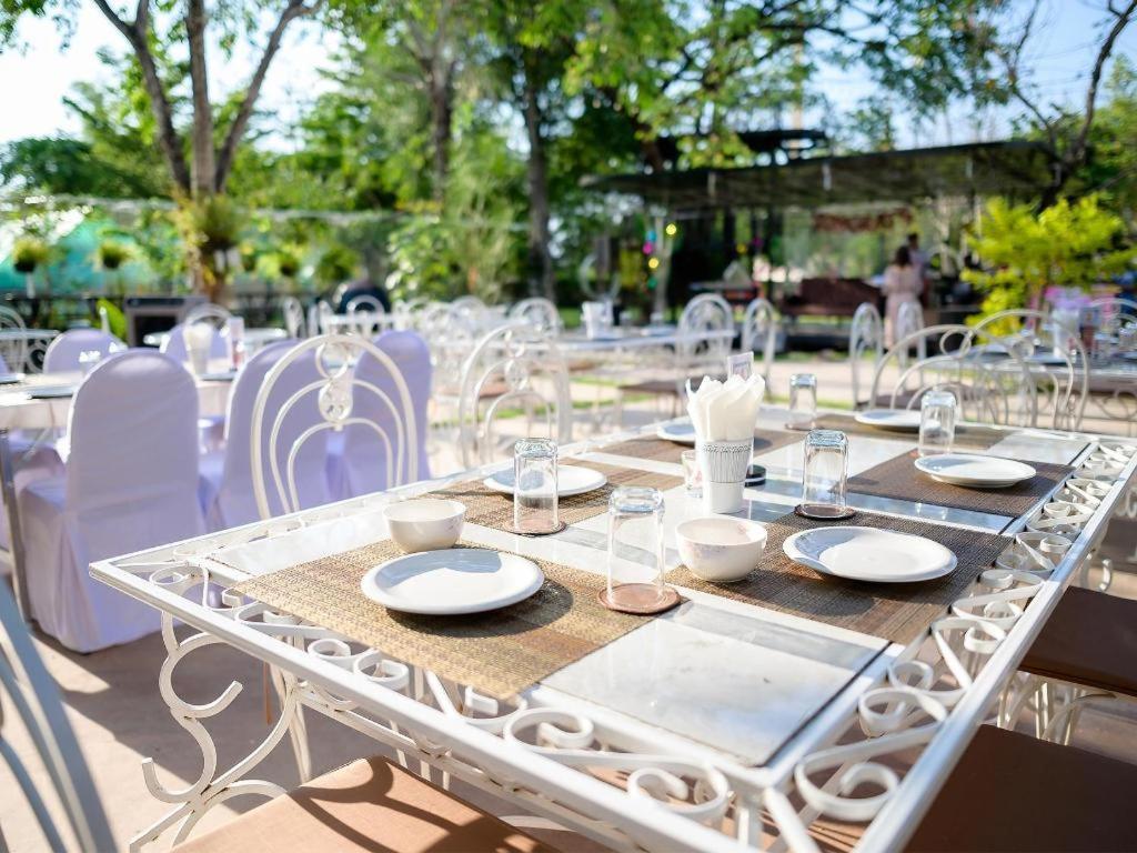 Chayada Garden House And Resort Nakhon Ratchasima Exterior photo