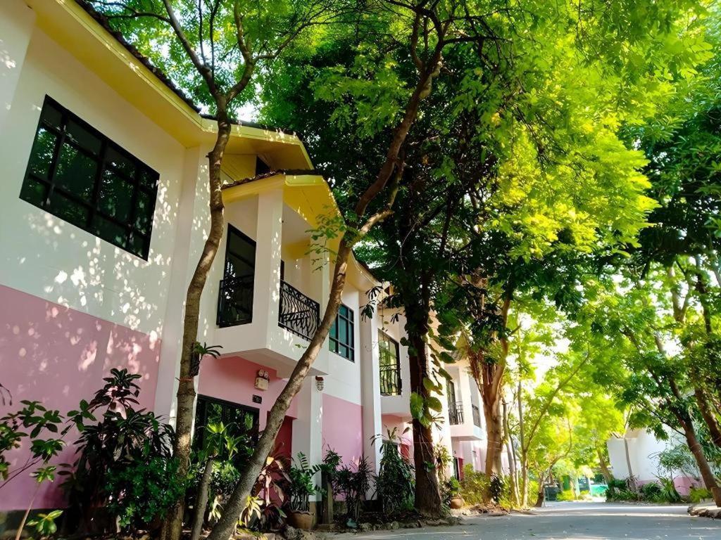 Chayada Garden House And Resort Nakhon Ratchasima Exterior photo